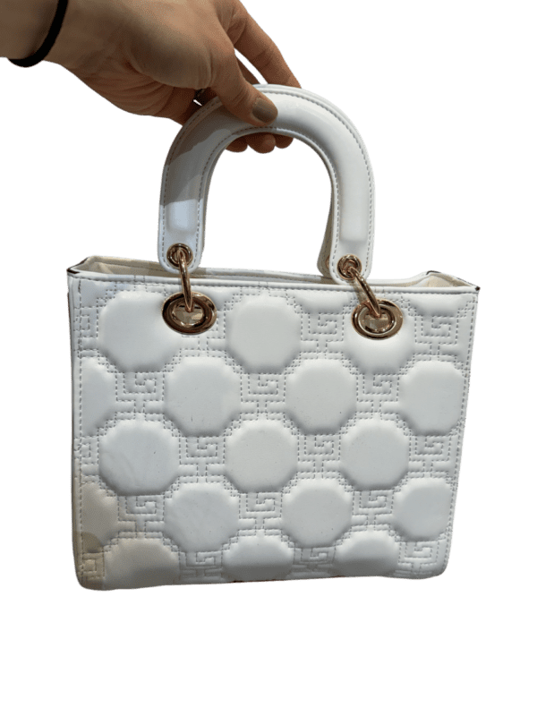 3543 WHITE – Image 3